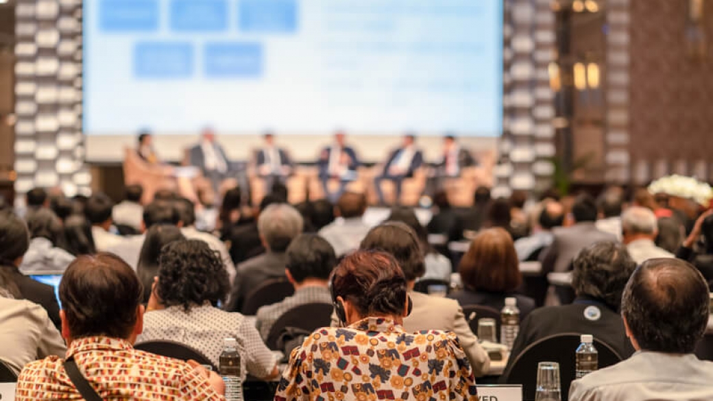 simultaneous conference interpreter
